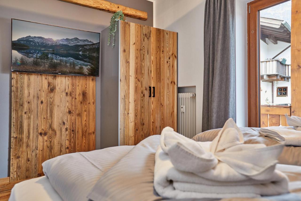 Alpis Ferienwohnung Гармиш-Партенкирхен Экстерьер фото